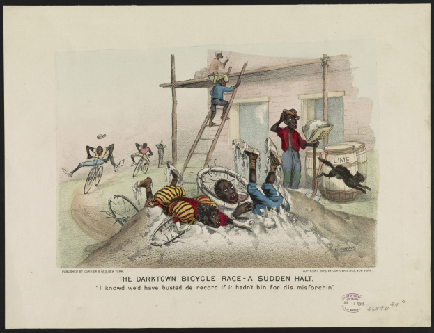 Ein Plakat mit der Aufschrift "Das Darktown-Radrennen - Ein plötzlicher Halt", das eine Gruppe von Menschen auf Fahrrädern und Leitern zeigt, mit Fässern und einem Gebäude im Hintergrund.