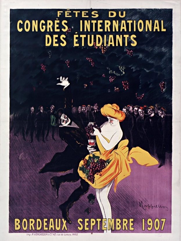 Plakat für eine Weinprobe im Jahr 1907 in Bordeaux, Frankreich, das eine Frau in gelbem Kleid mit einem Weinglas zeigt, umgeben von einer Menge, mit Text auf dem Plakat.