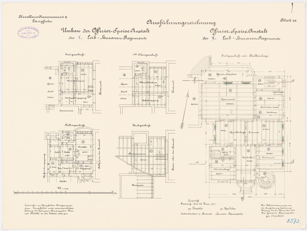 Schwarz-weißer architektonischer Grundriss des ehemaligen Bundeskanzleramts mit detaillierter Planung und Anmerkungen.