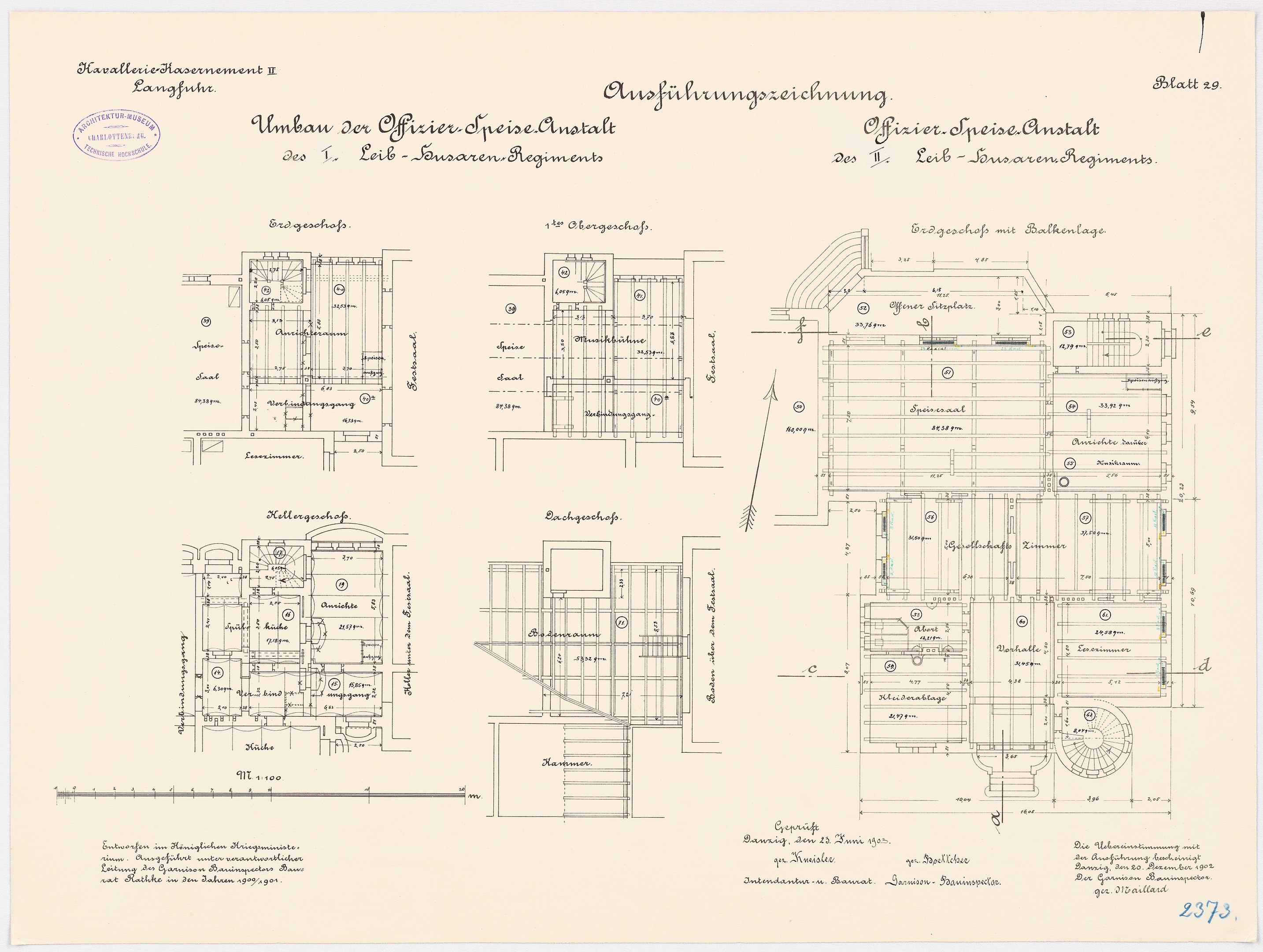 Ein detaillierter architektonischer Grundrissplan des ehemaligen Bundeskanzleramts in der Bundesrepublik Deutschland, der den strukturellen Aufbau und Anmerkungen zeigt.